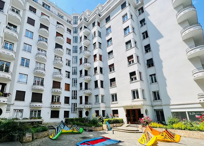 Liv Homes Gambetta Apartment *