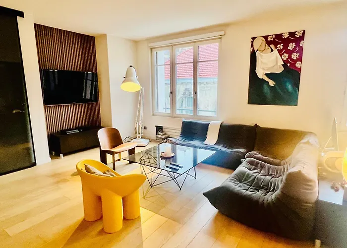 Liv Homes Gambetta Apartamento